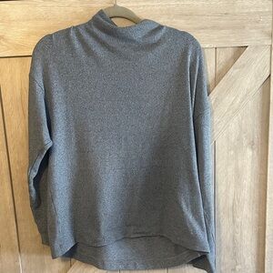 ☀️ Uniqlo blue/grey mock neck sweater